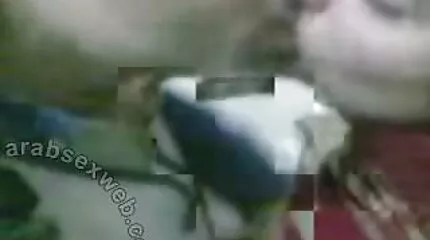 Сперма на обличчі відео парнух хуесоса після мінету На камеру.