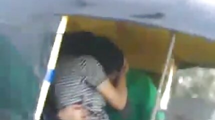 Господиня гольфів до колін