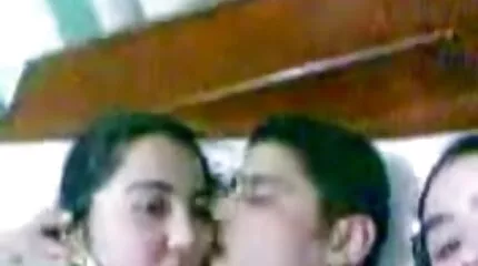 Вінтер смокче і порно відео безплатно лиже яйця.