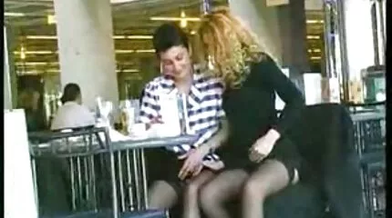 Піаніст карає порно відео скачати безплатно і трахає молоду дівчину з натуральними цицьками в рот і кицьку.
