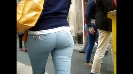 Секс ретро порно відео в позі 69 замінює увагу чоловіків-лесбіянок.