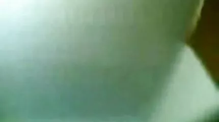 Лизордордан дивитися онлайн порно відео трахкає з дядьком.