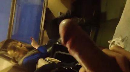 Сестри-лесбіянки займаються сексом секс відео 24 утрьох з сусідом.