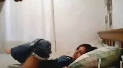 Матуся бере вуличного порно відео подивитись злодія і трахкає з ним.