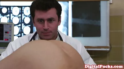 пасинка є член дивитися порно відео безплатно в мачусі.